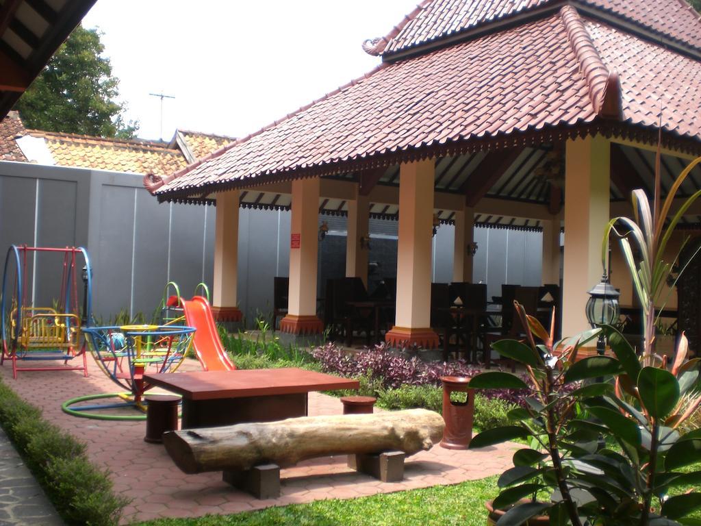3C Familia Residence Yogyakarta Exteriér fotografie
