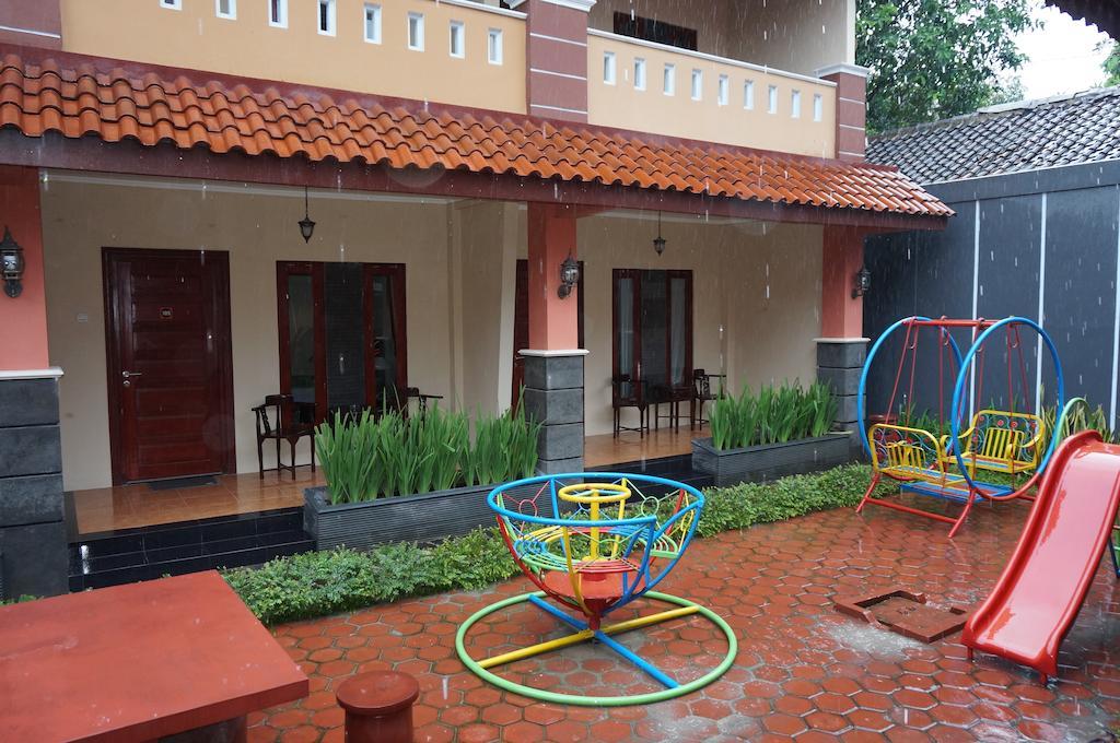 3C Familia Residence Yogyakarta Exteriér fotografie